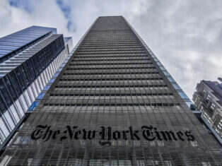 At least 62 English language news publishers now have 100k+ online subs