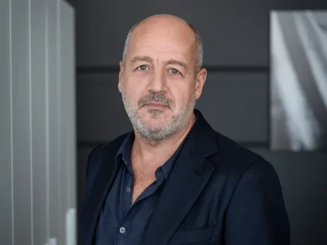 Le Monde CEO urges publishers to sign AI partnerships to stay competitive