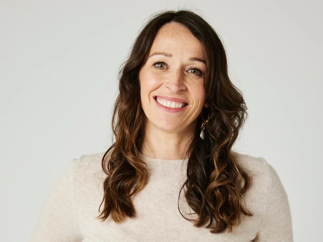 Lisa Smosarski headshot